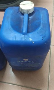 10公升 廢機油桶 可改裝工具箱 二手