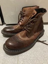 Clarks boots ( camper dr martens )