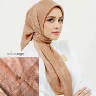 Hijab Jilbab Segi Empat motif Buttonscarves 6393 Kw Terkini