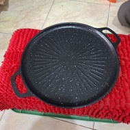 Black Round Pan Grill BBQ Grill BBQ Grill Outdoor BBQ Grill Pan BBQ Grill Electric BBQ Grill Pan