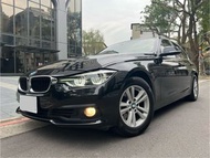 巴伐利亞的榮耀 BMW 寶馬 F30 318i  LCI 小改款 Sport 豪華白金版 新車價格160萬 2019年款式 2018年07月出廠 2018年11月領牌 HK音響 盲點偵測 CarPlay  數位儀表 倒車顯影 LED頭燈 雙區恆溫空調 前後駐車雷達 原廠保養 紀錄齊全  一手原版件 超美車況 里程 120,000km 售: 7x萬 台北速洽！  #台灣加油