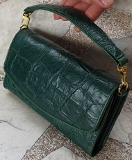 กระเป๋าหนังจระเข้ สำหรับคุณผู้หญิง สีเขียวเนี่ยวทรัพย์ 3 in 1 กระเป๋าหนังจระเข้ แบบ 3in 1 เป็ฯหนังจระเข้แท้