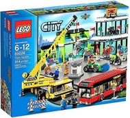 LEGO 60026 City Set City Square 914pcs 6+ Đồ Chơi Lắp Ráp lego Hoàn toàn mới và chính hãng