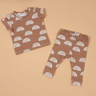 Newborn clothes set of 2: baby t-shirt and leggings, size 0-3 months