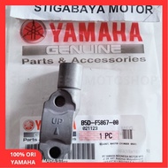 B5D-F5867-00 right mirror holder fazzio right mirror holder grand fillano right brake master bracket