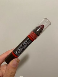 Burt’s Bees 莓色唇膏