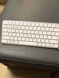 充電無線藍牙靜音超薄鍵盤 Apple 適用 Wireless Keyboard with Type-C Charging