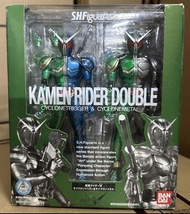 Bandai 真骨雕 前期型 SHF S.H.Figuarts MASKED Kamen Rider W Double Cyclone Trigger Metal RIDER 幪面超人 W 假面騎士 