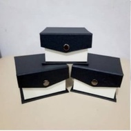 BOX KANCING / BOX MIKA MODEL FREE BOX JAM TANGAN KOTAK COVER TEMPAT PENYIMPANAN / KOTAK JAM TANGAN / BOX SKMEI/ BOX FOSSIL / BOX JAM KANCING