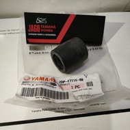 1 PIECE - ORIGINAL YAMAHA YGP NMAX 2DP F7114 ENGINE MOUNTING RUBBER
