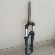 SunTour Aluminum Alloy Mountain Bike Fork 26 Inch V Brake Disc Brake Shock Absorbing Front Part Easy