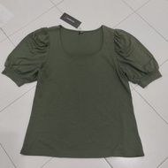 Maggie Koo Plus Size [Size: M] /上衣 / 衣服 / Baju (有弹性 / have elastic)