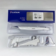 COD 1/200 Scale A350 A350-900 HG10741GR LATAM Airline Aircraft Plastic Assembly Plane Model Airplane
