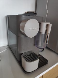 Nespresso delonghi