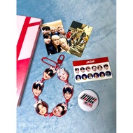 KEYCHAIN iKON and BI