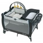 Graco 嬰兒床連遊戲圍欄 送床褥！