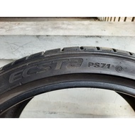 Tire Percentage 275 /30 R20 Kumho Year 20