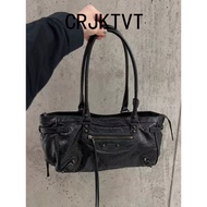 CRJKTVT High-End Genuine Leather Portable Shoulder Bag Retro Rivet Motorcycle Bag Female ABG Hot Gir