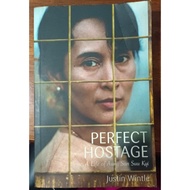 prefect hostage -a life of aung san suu kyi
