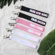 GANTUNGAN STRAP Hologram Keychain KPOP korea New Jeans Danielle Haerin NewJeans