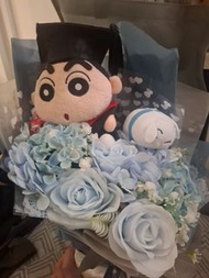 蠟筆小新藍色玫瑰畢業花束禮物