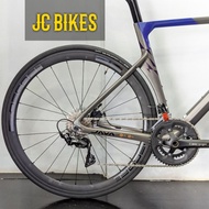 Sepeda Balap Roadbike JAVA Vesuvio UCI Full Carbon Shimano 105 2x11