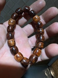 降香黃檀/海南黃花梨 Dalbergia odorifera T.Chen  [野生油梨 (11 x12 ）mm 老形珠手串]  「精拋光」