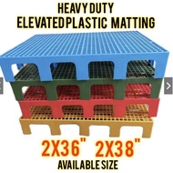 Heavy Duty Elevated Platic Matting 2feet by 3feet 6/8 inches height