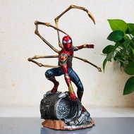 Figures GK Elite Series Batman Night Rider Statue Model Iron Spider Man Avengers Venom Figurine Ornament Toy Marvel Movie Collectible Gift