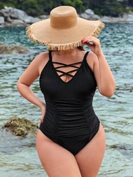 SHEIN Swim Curve 大尺碼純色鏤空連身泳衣