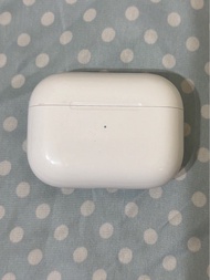 AirPods Pro 2 case 充電盒  (原裝正版）（包順豐站)（Lightning)