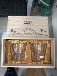 （椅+杯）麒麟一番搾富士山（秋冬款玻璃杯）
