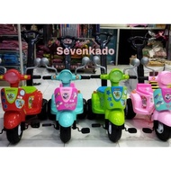 Scooter 609 S Children's Toy Vespa Bike 3 Wheels Push Music