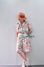 3Hre1-A ชุดbonus เสื้อเชิ้ต กางเกงขา 3 ส่วน ขาบาน เสื้ออก 46"ยาว 23”กางเกงซิปข้าง สม๊อคหลังยางยืด เอ