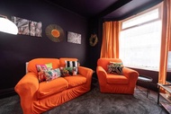 4 Beds Central A63 3 Bedrms Free Wifi Street Parking Close to HRI and MKM Stadium