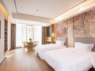 Qingmu Select Hotel (Wuhu Fangte Two, Three and Four Store)