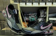 Nike Shox Women Black Pink