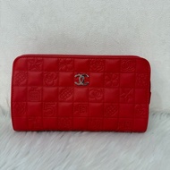 CHANEL A28587 Vintage 老香 方格多元素夏日化妝包 手拿包 隨身包