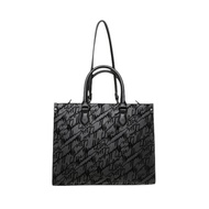 Steve Madden รุ่น BSTILLER กระเป๋าโท้ทผู้หญิง - สีดำ