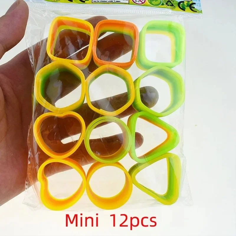 24PCS Rainbow Magic Springs Circle Toys Kids Birthday Party Favors Guests Giveaway Small Gifts Pinat