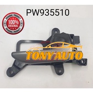 DOOR INNER HANDLE PROTON SAGA 2016