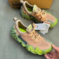 Carlo Chi Salehe Bembury X Crocs Juniper รองเท้าลายนิ้วมือสไตล์ลำลองรองเท้าลุยน้ำกลางแจ้ง