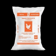 TERBAIK PAKAN JADI AYAM PETELUR (LAYER) DEWASA, 50 KG / 1 KARUNG ROYAL SUPERFEED