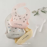 BabyPark 嬰幼兒食品級矽膠圍兜-印花系列 跳跳小兔