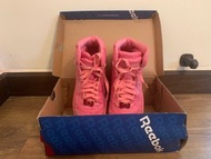 Reebok x hello kitty