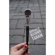 SEPHORA #47 Foundation Brush and blusher liquid
