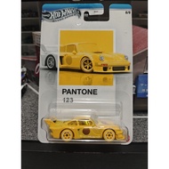 Hot Wheels Porsche 934/5 Pantone 123 edition