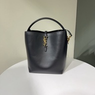Ysl 黑色牛皮水桶包