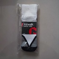 Airwalk運動機能襪/2雙一組120元