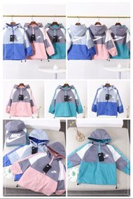 Nike三色拼接連帽衝鋒衣